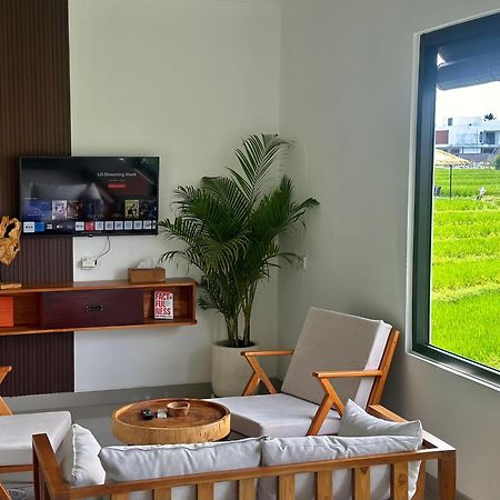 Villa In Seminyak Villa Mitra Dua Ricefield View Relax Керобокан Екстер'єр фото